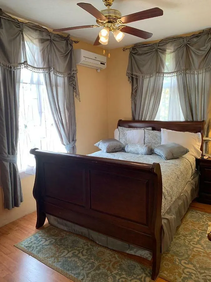 Gobajac Guest Apartments Christ Church